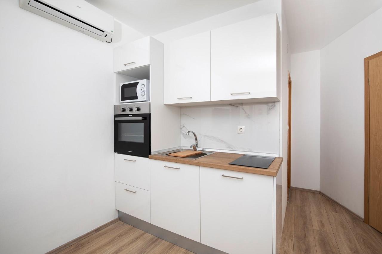 Apartments Jakoplic Медулин Экстерьер фото