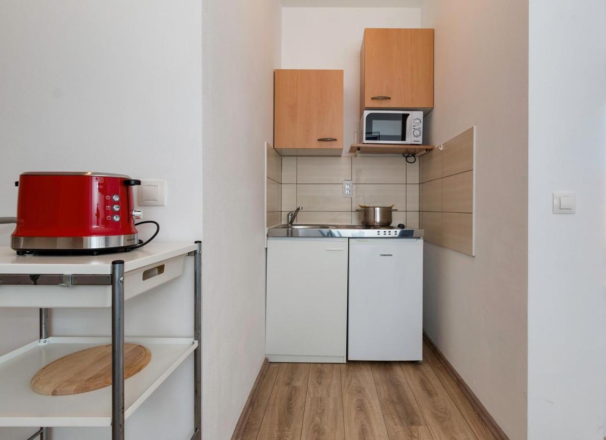 Apartments Jakoplic Медулин Экстерьер фото